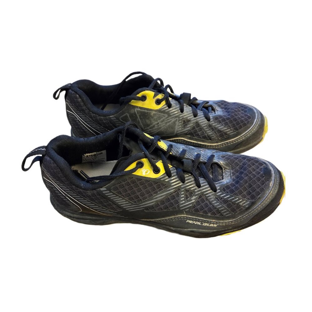 Pearl Izumi MTB Cycling Shoes – Lace-Up, Cleated for Pedal Clips